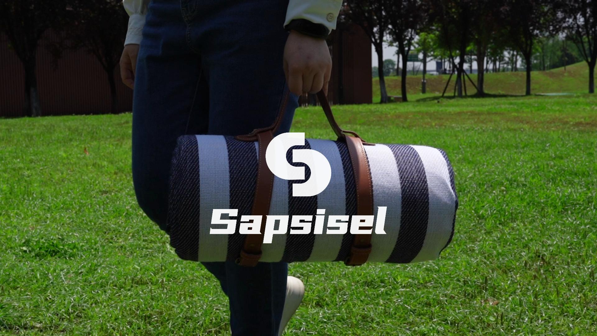 Amazon.com: sapsisel 80”x 80” Picnic Blanket Extra Large